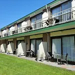 De Dennen Hotel 3*