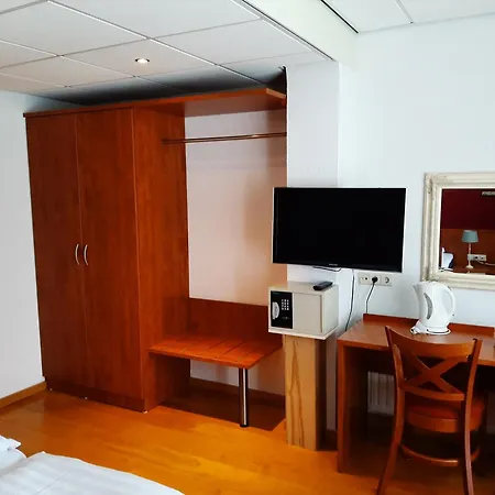 De Dennen 3*
